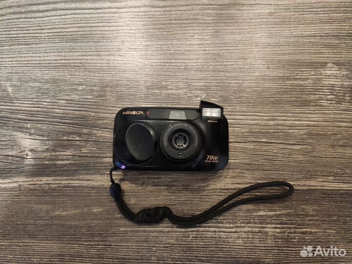 Плёночный фотоаппарат Minolta 70W