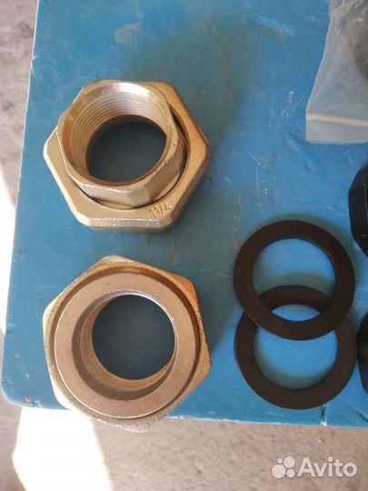 Гайки для крепления циркуляционного насоса