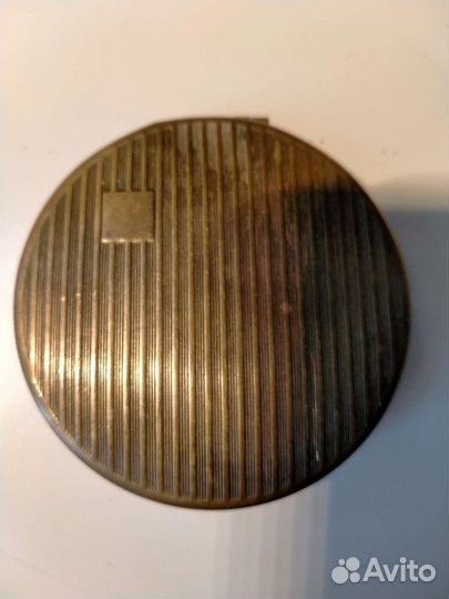 Пудреница Ленэмальер ссср.1950г.латунь