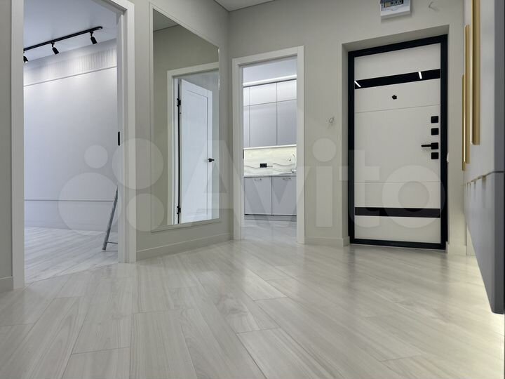 3-к. квартира, 87 м², 10/18 эт.