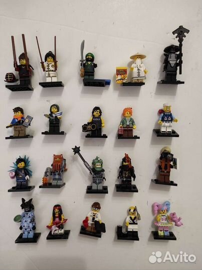 Lego минифигурки разные