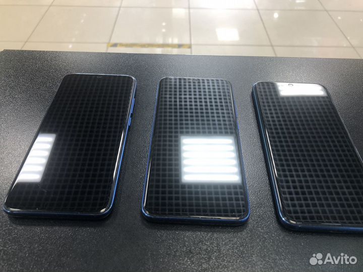 Дисплеи на mi9 t разного качества