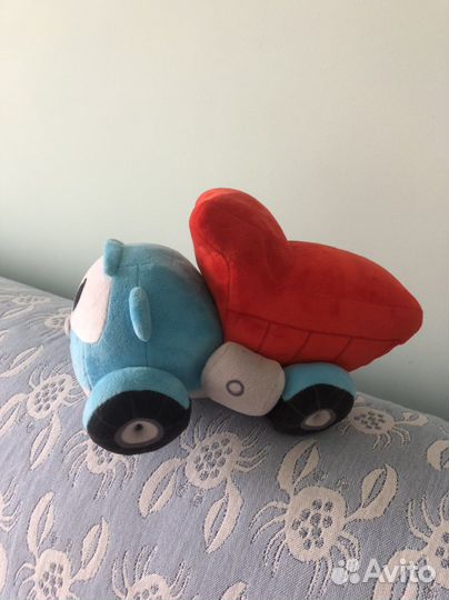 Игрушка лева грузовичок мягкая 24 см