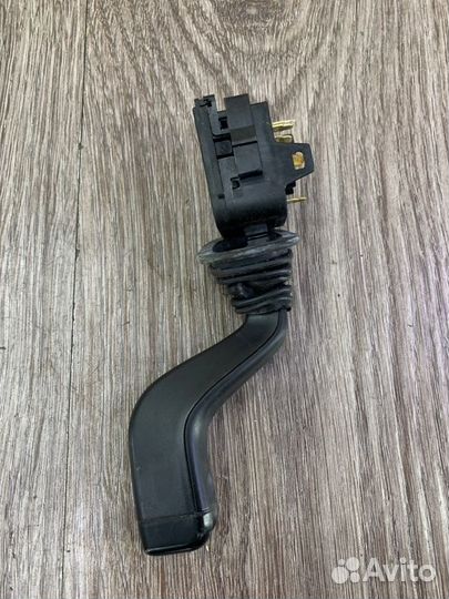 Переключатель поворотов Opel Zafira A минивэн