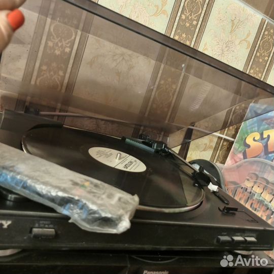 Проигрыватель винила sony ps LX300USB