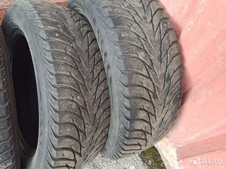 Yokohama Ice Guard IG35 215/60 R17