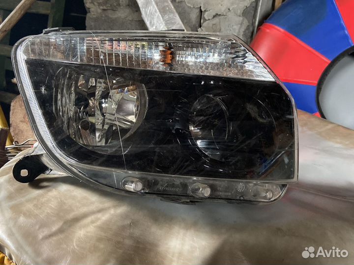Фара renault duster