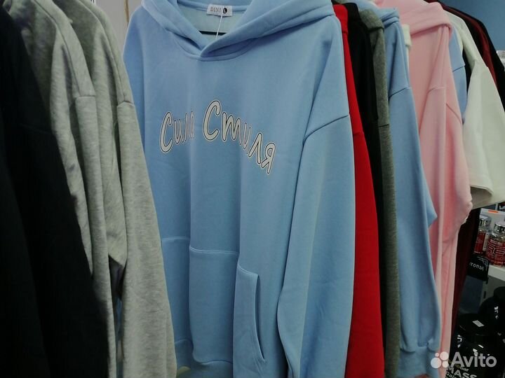 Новые кроссовки, худи, футболки