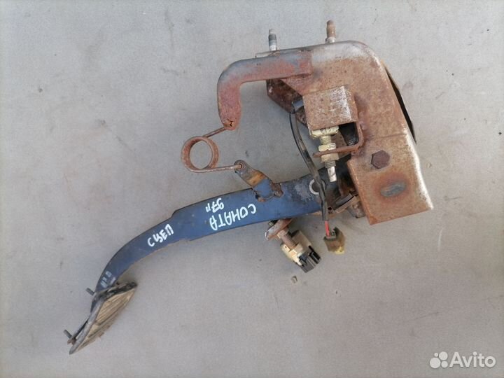 Педаль тормоза для Hyundai Sonata III 1996-1998