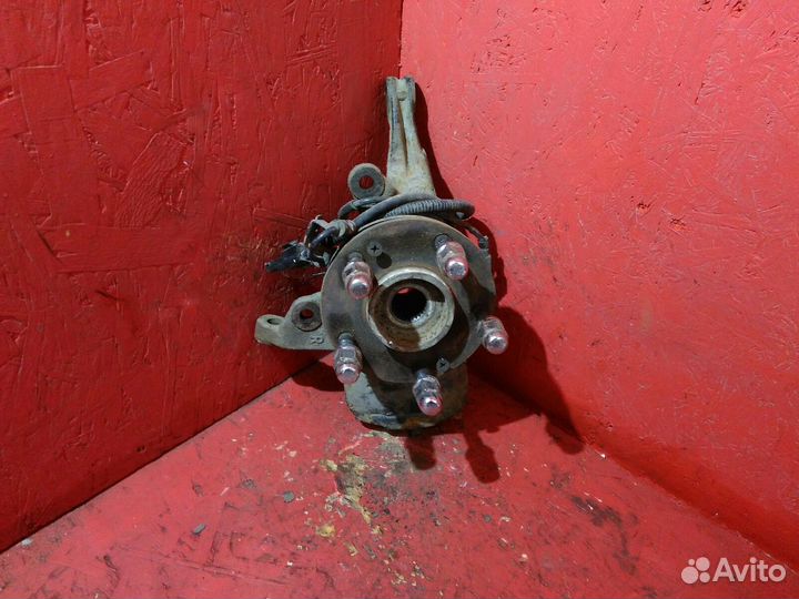 Кулак передний правый Хендай ай 30