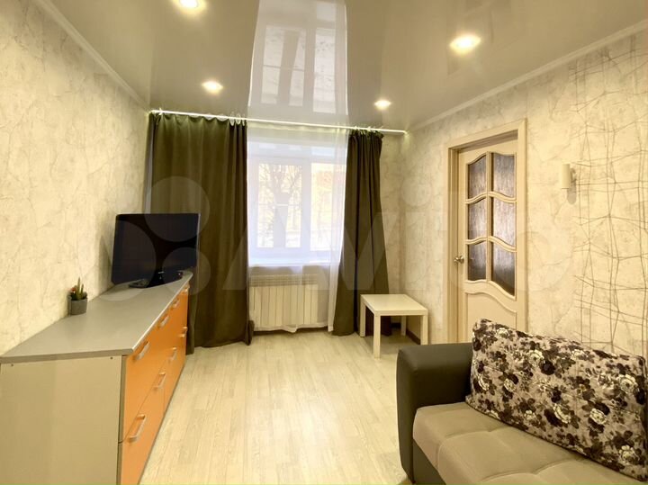 2-к. квартира, 45 м², 1/4 эт.