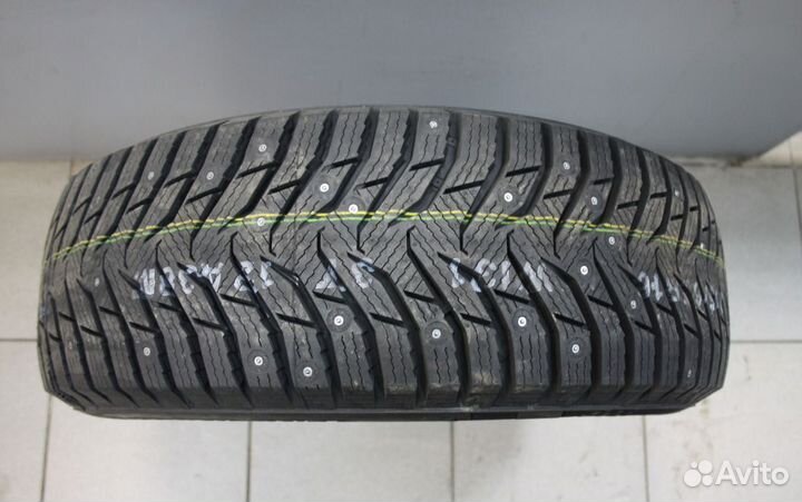 Kumho WinterCraft Ice WI31 215/65 R16 98T