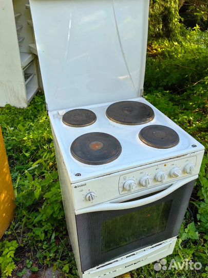 Электроплита Indesit KG 5041 (W) E