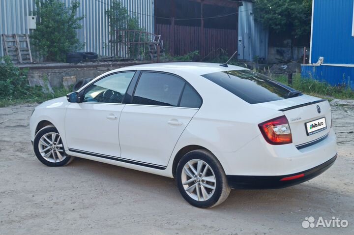 Skoda Rapid 1.6 AT, 2018, 84 000 км