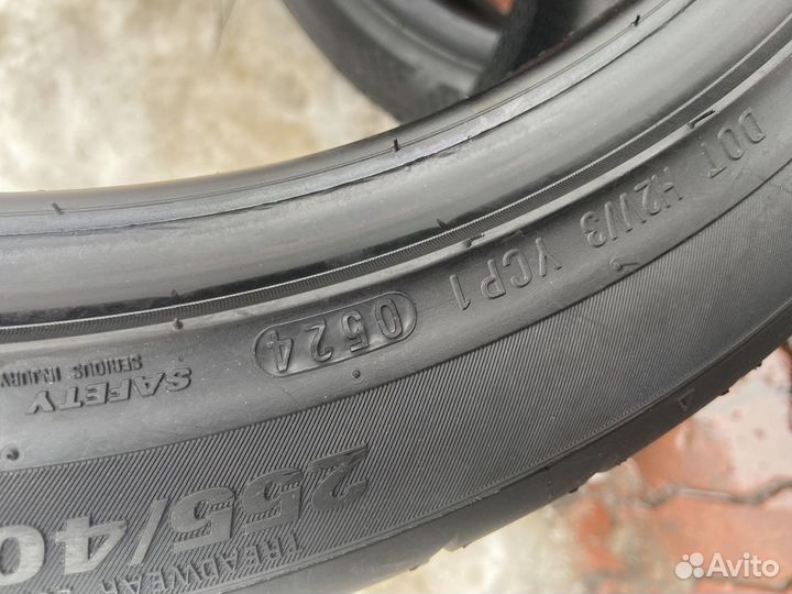 Kumho Ecsta PS91 225/45 R18 и 255/40 R18 99Y