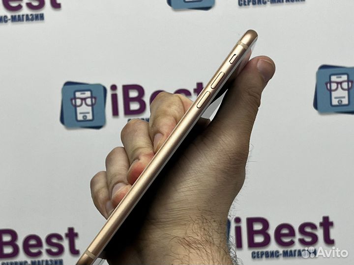 iPhone 8 Plus, 64 ГБ