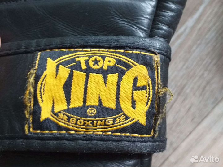 Перчатки для единоборств