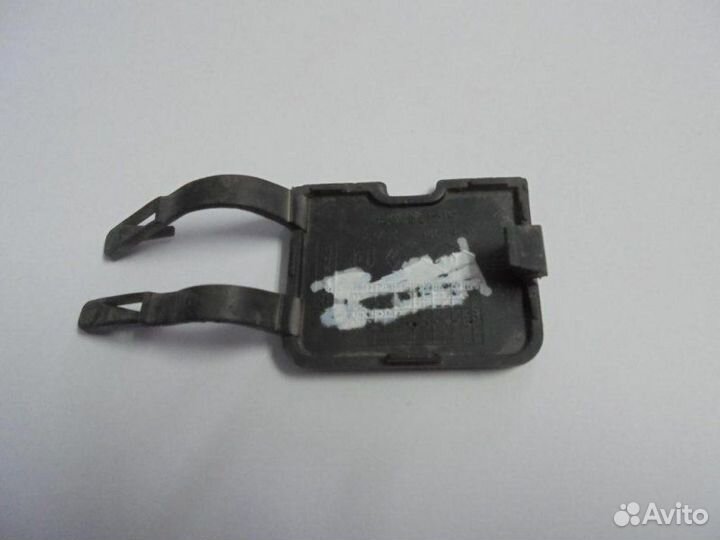 Заглушка буксировочного крюка Renault Logan 1