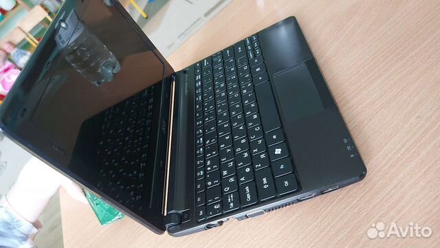 Нетбук acer aspire one