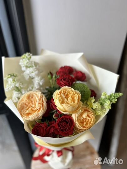 Доставка цветов и букетов