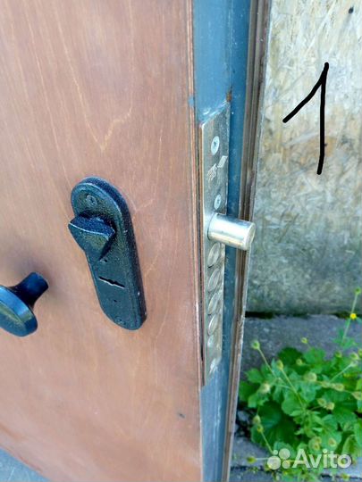 Дверь входная,металл.Доставка