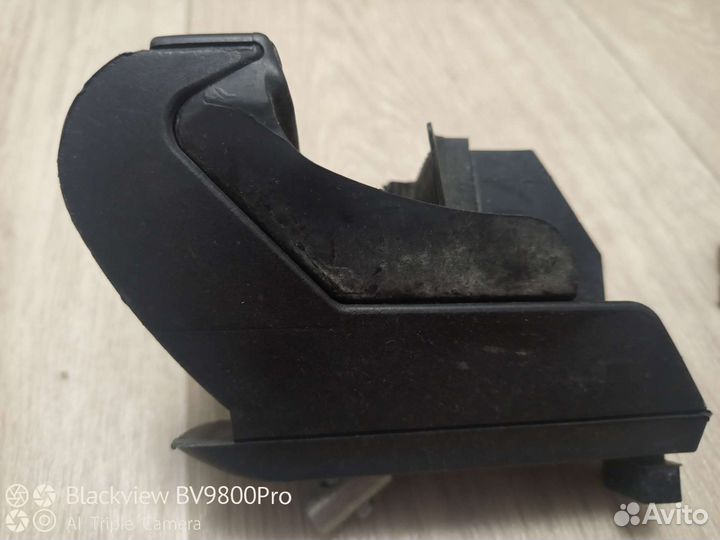 Опоры багажника vesta sw