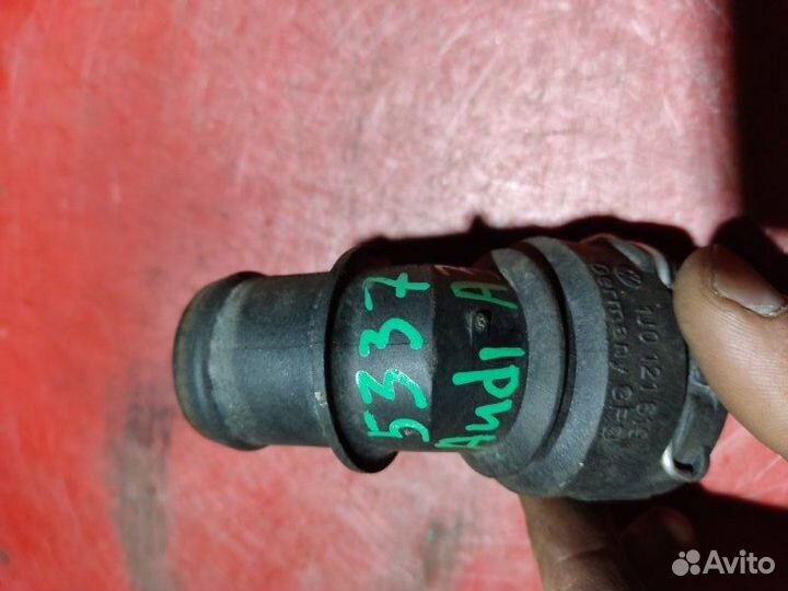 Фланец системы охлаждения Audi A3 8L хетчбек 1.6