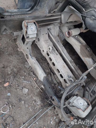 Подрамник спринтер (sprinter) крафтер (crafter)