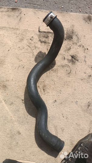 Патрубок охлаждения Mercedes e211 cdi