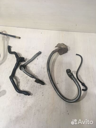 Трубка топливная вакуумная Мерседес W211 3.2 М112