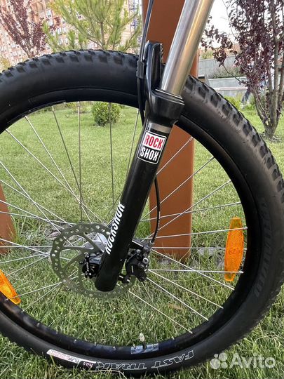 Велосипед specialized