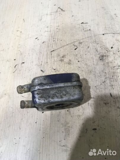 Масляный радиатор Фольксваген Гольф 4