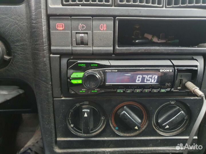 Автомагнитола бу sony