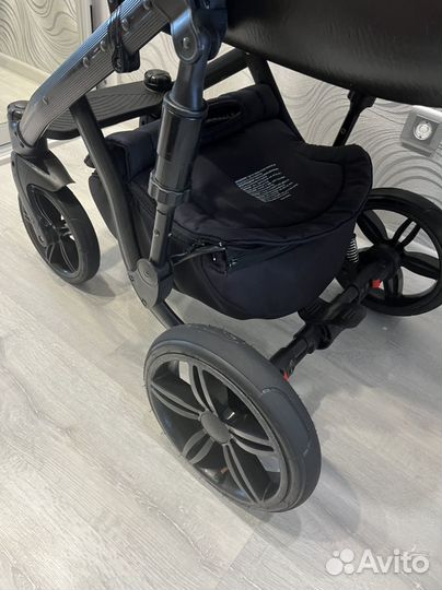 Коляска 2 в 1 adamex