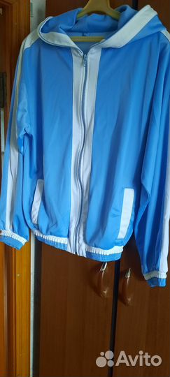 Спортивный костюм женский