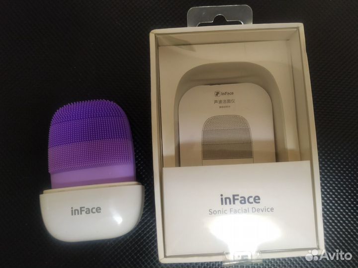 Электрическая чистящая щетка для лица