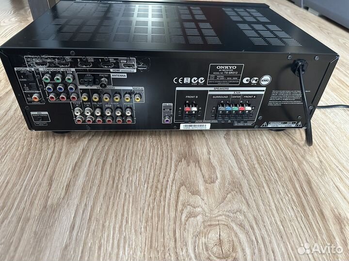 Ресивер Onkyo TX-SR313