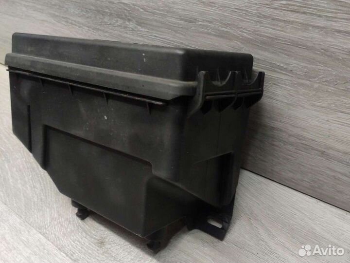 Корпус блока предохранителей Mercedes M W164