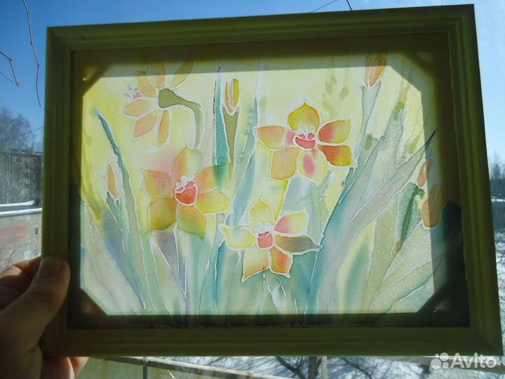 Картина на шёлке батик 20*26 нарциссы