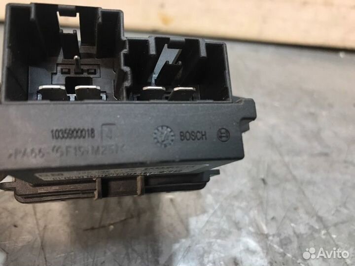 Резистор отопителя Chevrolet Cruze седан F16D3