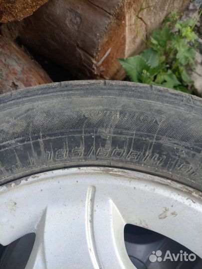 Dunlop Direzza DZ101 185/60 R14