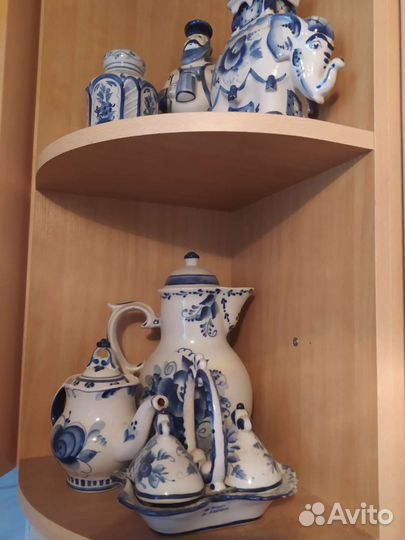 Коллекция посуды Гжель много авторской работы