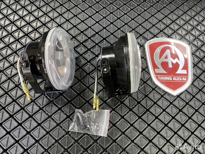 Противотуманные фары универсальные 100 мм стекло