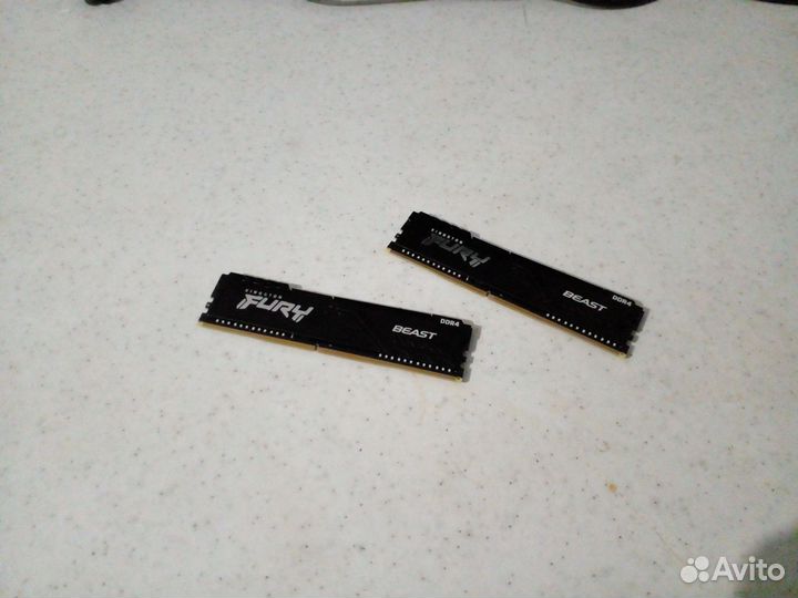 Оперативная память Kingston Fury 2x8GB