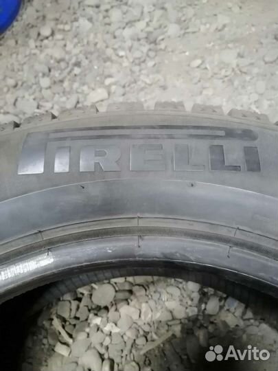 Pirelli Carrier 205/60 R16