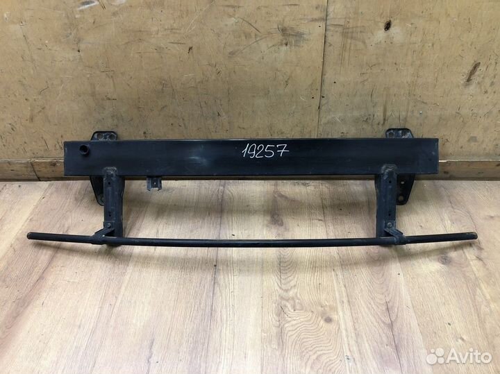 Усилитель переднего бампера Kia Rio 4