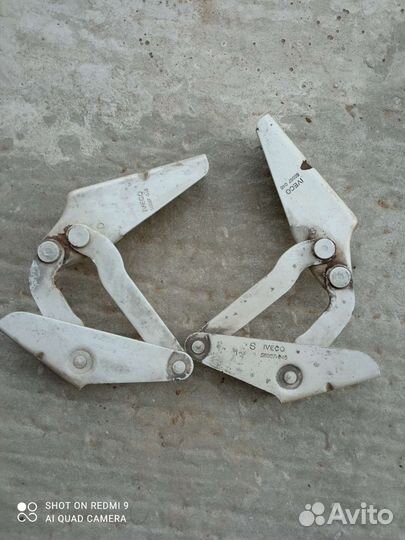 Кронштейн подушек двигателя на Ивеко Дейли