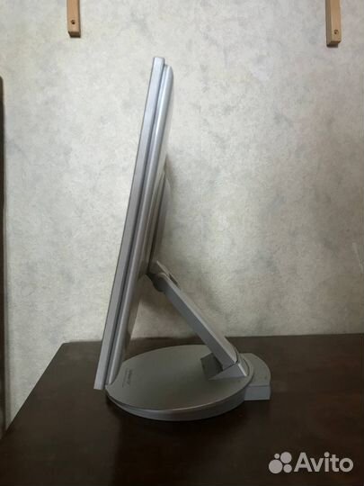 ЖК монитор 17