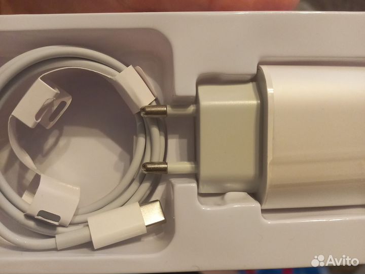 Зарядное устройство на iPhone 20w