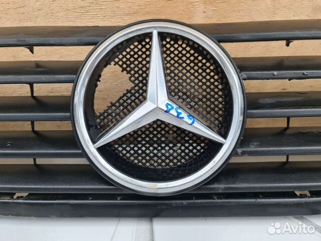 Решетка радиатора Mercedes W638
